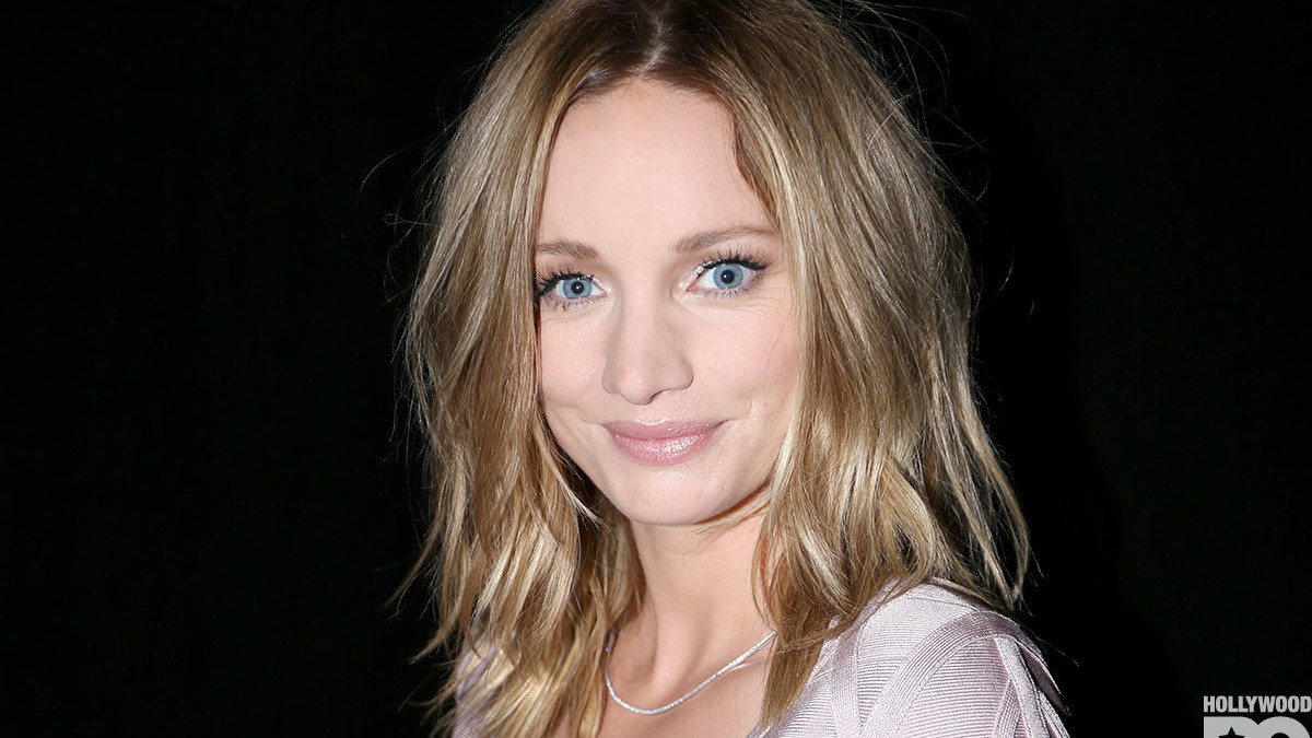 Scarica Gratis Images Martin Matte Serait Maintenant En Couple Avec Cette Actrice De 33 le plus cool salutations